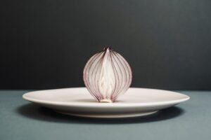 Can Onion Juice Really Regrow Hair? The 2002 Study Explained